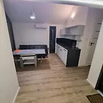 Pod Gwiazdami - Sauna, Jacuzzi, Basen Ferienpark Klimkówka
