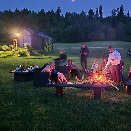 Pod Gwiazdami - Sauna, Jacuzzi, Basen Klimkówka
