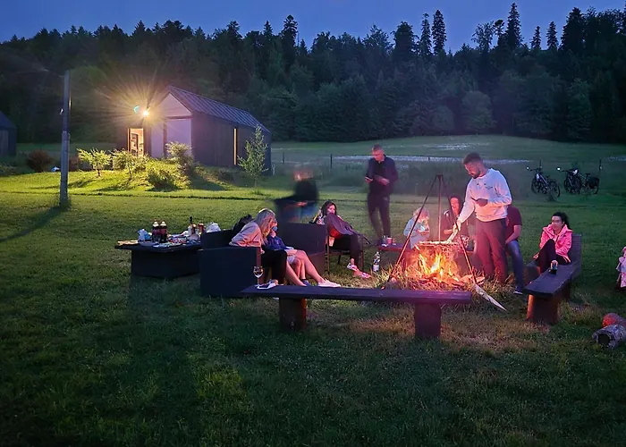 Pod Gwiazdami - Sauna, Jacuzzi, Basen Klimkówka